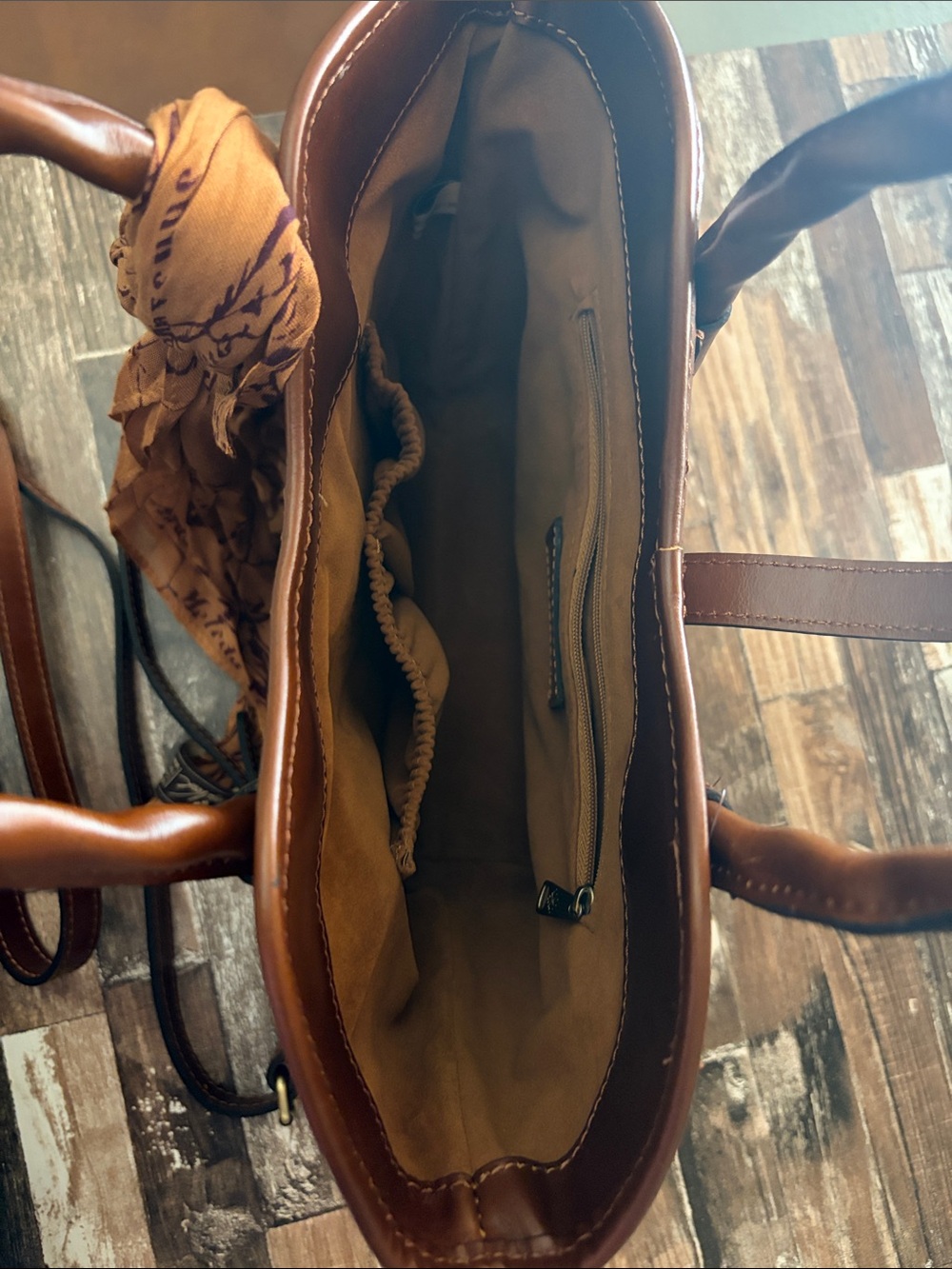 Patricia Nash Mina Tooled Leather Satchel Bucket Bag & Scarf - Picture 3 of 16